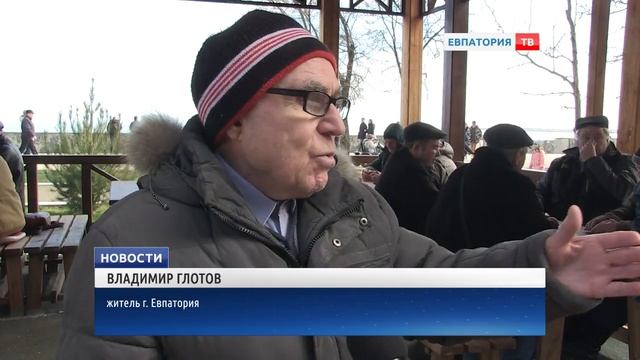 Новое место для игр в шахматы и домино