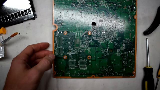 Xbox 360 S Ventilation Error fix (It's not thermal paste!!!) смотреть онлайн
