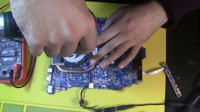 Sony sve151D11m not working, не включается. Слетел BIOS. Fix Sony Vaio Black screen. solved! смотреть онлайн