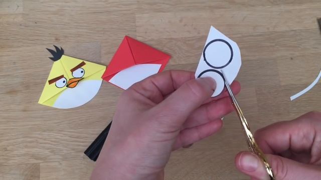 Angry Birds Crafts - Easy Bookmark Corners with Michelle's Cuties - Angry Bird Bookmark смотреть онлайн