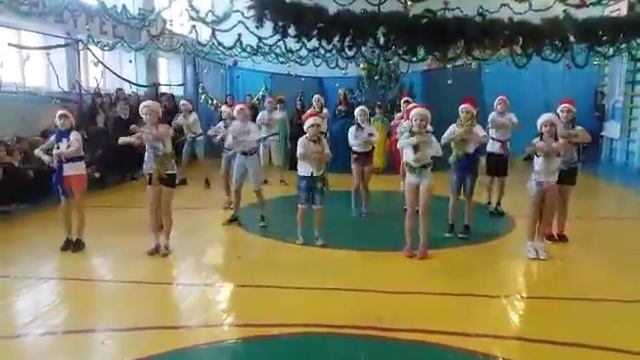 Новогодний танец 5-А класса лицей 37 смотреть онлайн