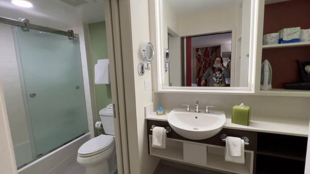 Disney's All Star Movies Resort - Standard Room - Room Tour смотреть онлайн