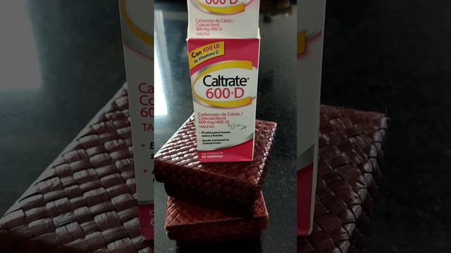 Caltrate D 600 Calcio y Vitamina D смотреть онлайн
