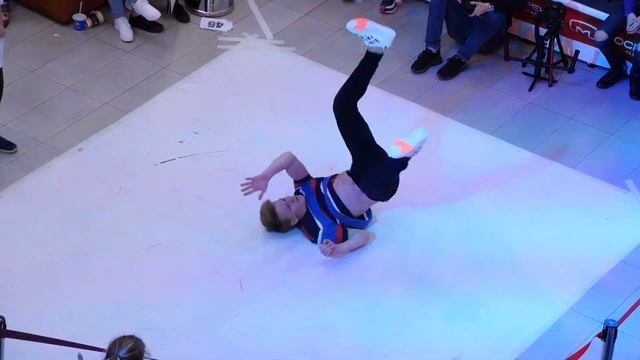финал juniors - bboy Dan Fox vs Monster - Elainz Battle 2018 смотреть онлайн