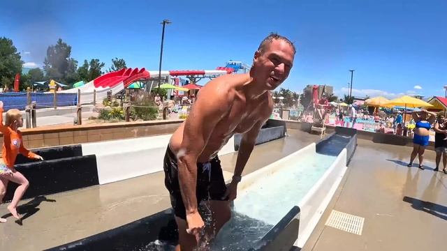 HAPPY BIRTHDAY DAD | GROWN MAN CELEBRATES BIRTHDAY AT WATERPARK GOING DOWN WATERSLIDES LIKE A KID