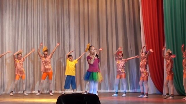 Образцовый Художественный коллектив Творческое Объединение "Дружба". "Мир похож на цветной луг" смотреть онлайн