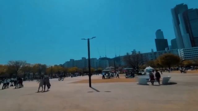 Part 1 - Yeouido Park in Seoul, South Korea - Walk Tour 2023 смотреть онлайн