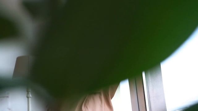 Букет из 9 персиковых роз Кения Standart с фисташкой