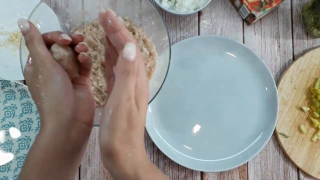 Фрикадельки в Томатном Соусе Разнообразят Ваше Меню. Вкусное и Простое в Приготовлении Блюдо. смотреть онлайн