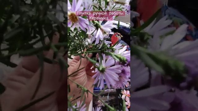 Плитка изготовлена в ручную. Панно. Птицы на чёрном. смотреть онлайн