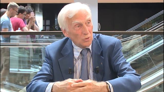 MEPs Rebecca Harms and Morten Messerschmidt on Schulz and Greece смотреть онлайн