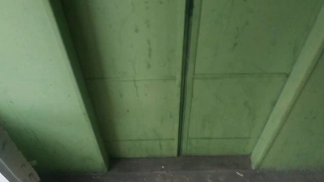 Заброшенный лифт в доме под реновацию (подъезд 3). смотреть онлайн