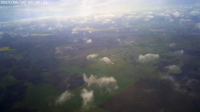 В небе ноября лебеди летят...