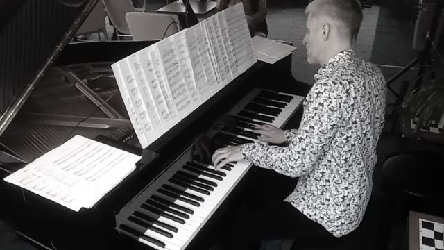 POEM C MINOR - ARDENT HEART / ПОЭМА ДО МИНОР - ПЛАМЕННОЕ СЕРДЦЕ (1.10.2022) смотреть онлайн