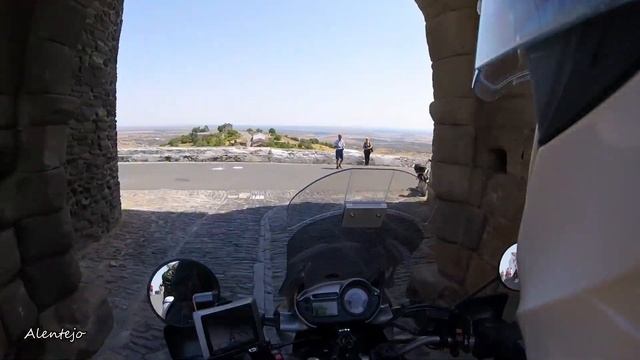 Summer ROADtrip || Honda Transalp || ONE RIDE ONE SONG смотреть онлайн