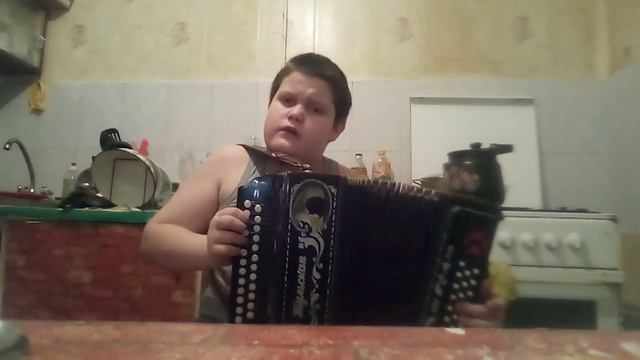 3 ЧАСТУШКИ НА ГАРМОНИ смотреть онлайн
