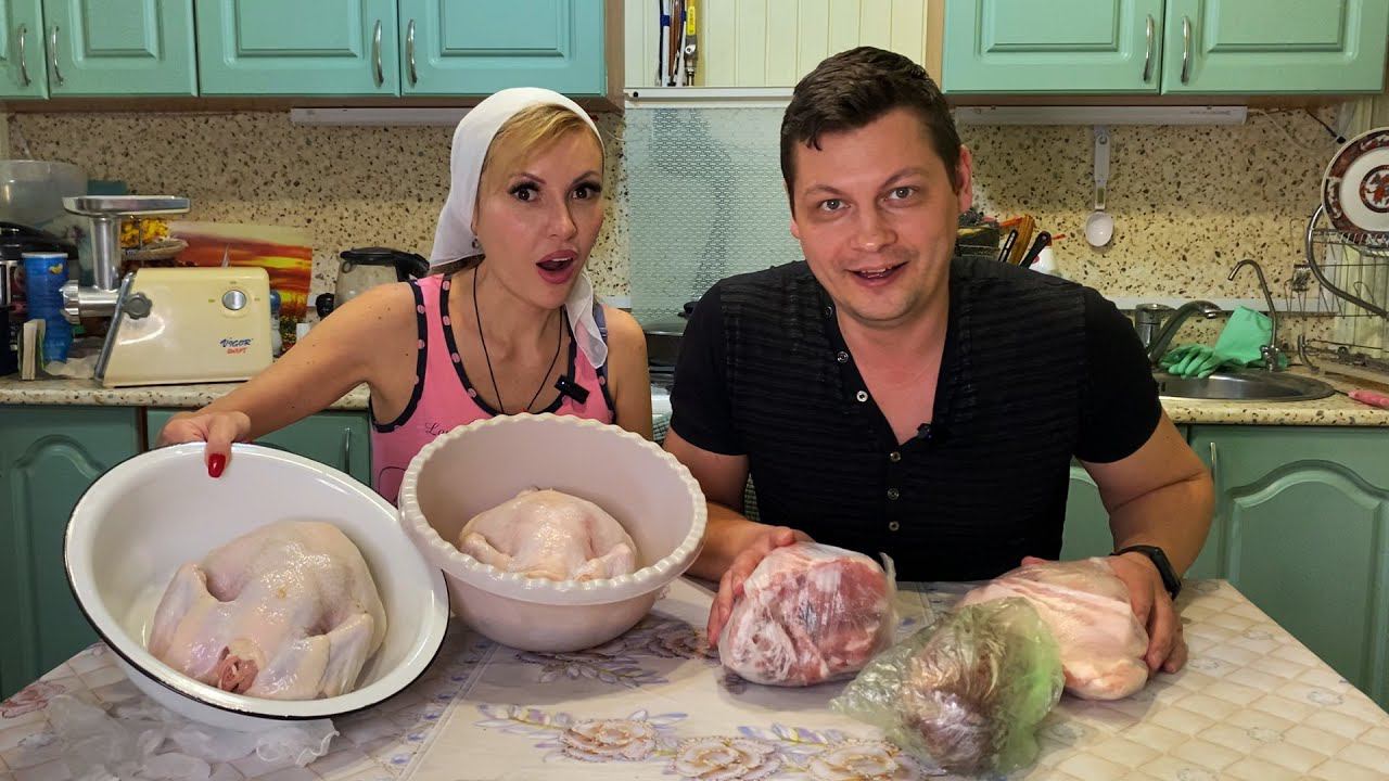 ЭКСПЕРИМЕНТИРУЕМ на кухне С МЯСОМ Впервые ГОТОВИМ домашний КУРИНЫЙ РУЛЕТ | Что из этого ПОЛУЧИЛОСЬ смотреть онлайн