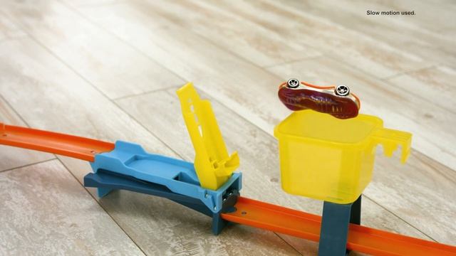 Hot Wheels Track Builder Unlimited Infinity Loop Kit (GVG10) ฮอตวีล ชุดรางตีลังกาแบบอินฟินิตี้ смотреть онлайн