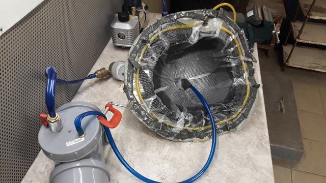 Шлем из карбона своими руками (timelapse) смотреть онлайн