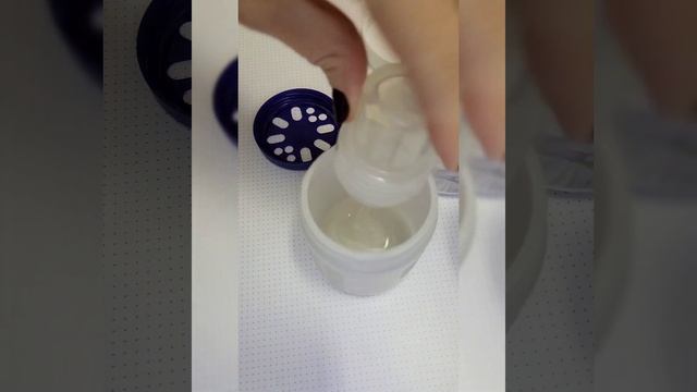 Выводим пятно с белой футболки, моющими средствами от фаберлик. смотреть онлайн