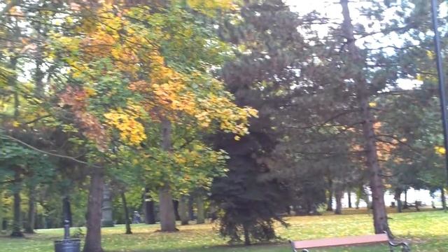 Теплице Чехия Замковый парк осень. www.termalkurort.com смотреть онлайн