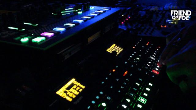 In The Xone (Xone 3D, Digitakt, Digitone & TR8) Techno Livejam смотреть онлайн