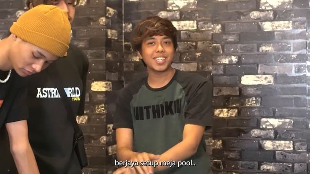 BELI MEJA POOL 6 RIBU+ !! - SIAPA PALING PANDAI MAIN ? смотреть онлайн