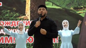 Иса Эсамбаев - Улыбнись ( Ibtasim )