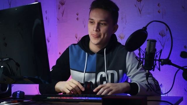 КАК ЗАПИСАТЬ РЭП ДОМА?| СНЯЛИ КЛИП ЗА 5 МИНУТ смотреть онлайн