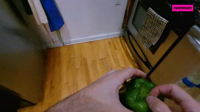 A Drunk Guy, Paramedics, Police, a Raccoon AND a Breakfast Burrito. смотреть онлайн