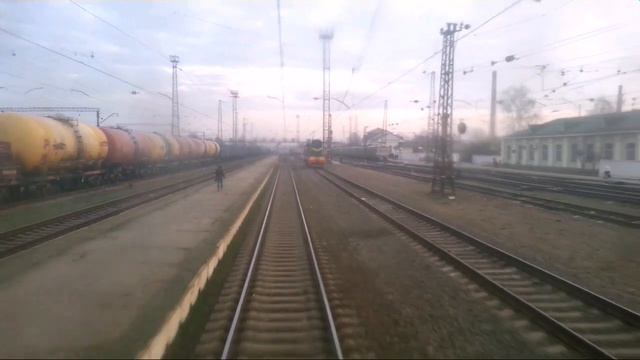 Из окна поезда: станция Мерефа смотреть онлайн