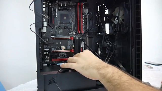 R7 1700/B350 Gaming 3/1070 Strix/ Carbide 400C assembly (Pt-br) смотреть онлайн
