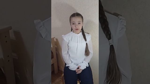 Живая классика. Антон Павлович Чехов "Каштанка" смотреть онлайн