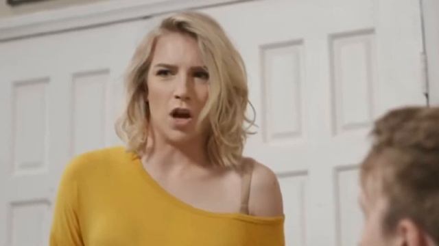 Беременная женщина ведет себя неадекватно! Почему беременные эмоциональны, много едят, кричат смотреть онлайн