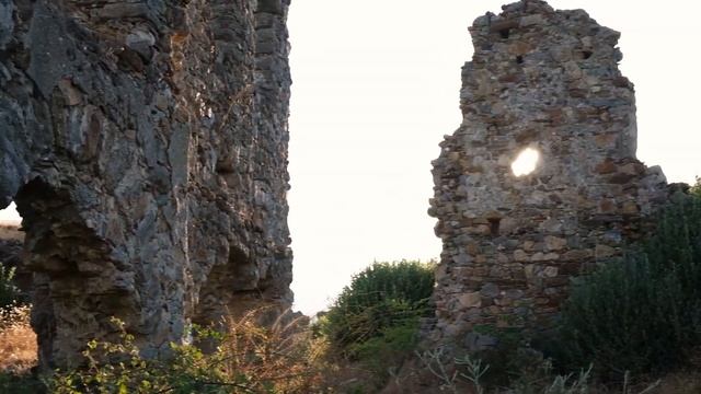 РИМСКИЙ ГОРОД в Махмутларе | Наула Алания | Загадочные руины в самом ЦЕНТРЕ Махмутлар смотреть онлайн