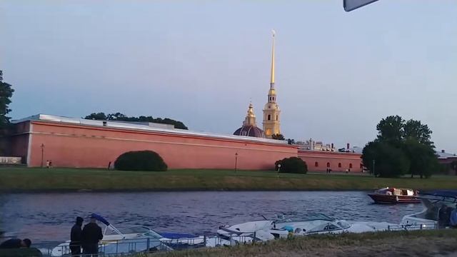 Город белых ночей смотреть онлайн