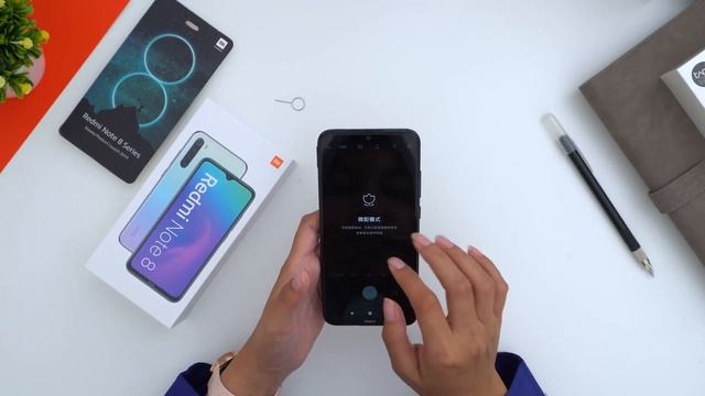 Xiaomi Redmi Note 8 Resmi Unboxing Indonesia | Seberapa Kuatnya Kamu!! смотреть онлайн