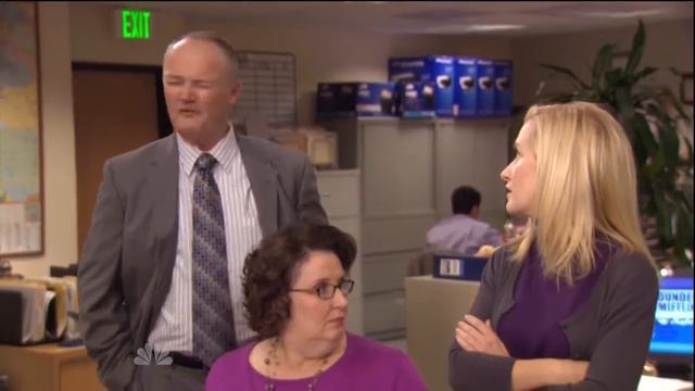 Ellie Kemper tights 1 смотреть онлайн