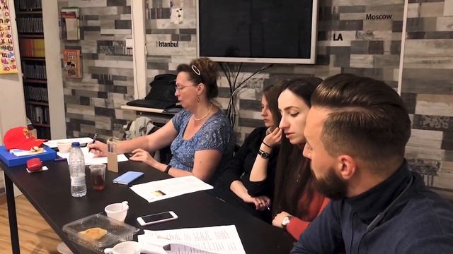 Первая языковая стажировка в Мадриде. Лингволандия 2019 смотреть онлайн