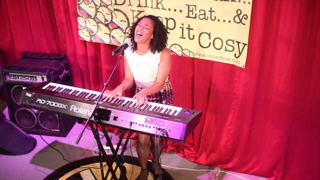 Ruby Ann Patterson @ Cosy Show смотреть онлайн