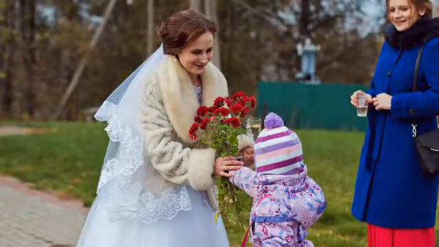 МОЕЙ ГОСПОЖЕ В ДЕНЬ СВАДЬБЫ сл.Юрьева.Ю муз.Писаренко.С исп.Светлана Писаренко смотреть онлайн