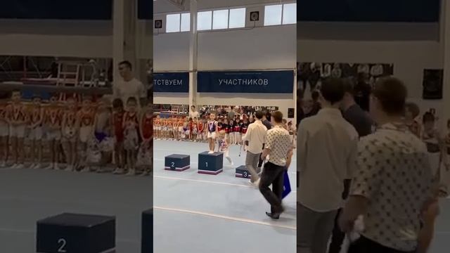 Перекладина 3-й юношеский разряд , спортивная гимнастика, награждение , финал «Осенний Триумф» смотреть онлайн