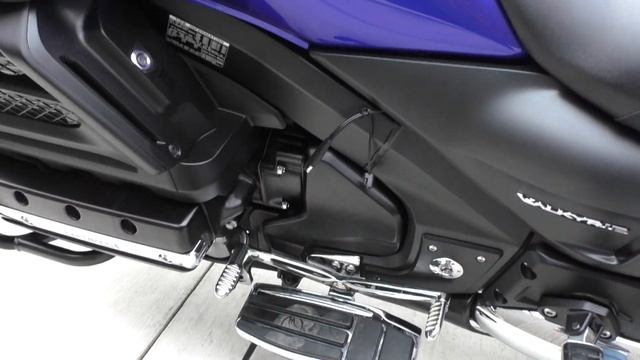000498 2014 Honda Valkyrie GL1800C смотреть онлайн