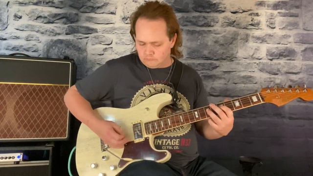 Fender Parallel Universe Vol. II Uptown Strat Mahogany Neck Electric Guitar Static White смотреть онлайн