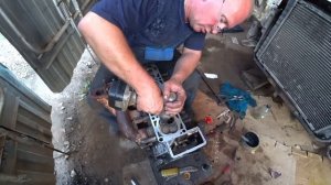 Притирка клапанов на головке 406 ЗМЗ ГАЗЕЛЬ, замена маслосъемных колпачков....