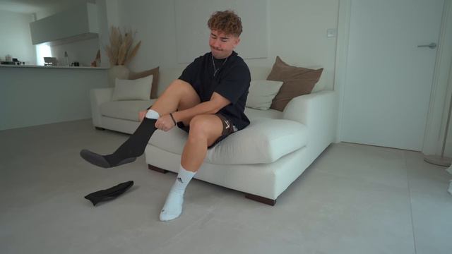 $20 YEEZY POD Collection:Worth It Or Not?