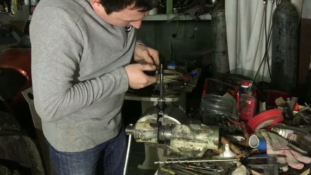 Ремонт амортизатора KYB снегохода Ski Doo с загнутым штоком