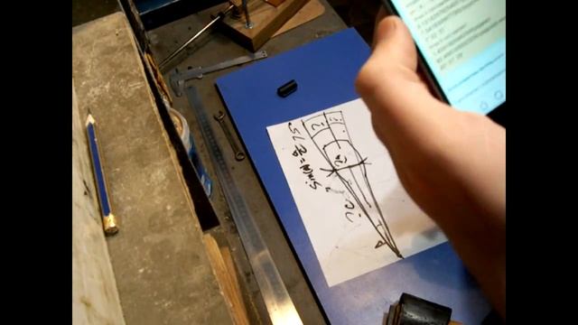 Как правильно заточить топор. Как точно выставить угол. How To Sharpen an Axe. смотреть онлайн