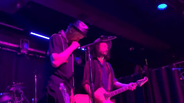 Mike Campbell & Stan Lynch "Stories We Could Tell" смотреть онлайн