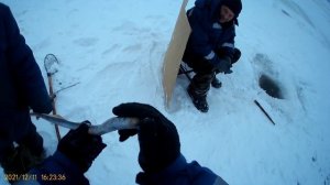 Рыбалка на Амуре на Хапугу (Хлопок) Зимой - Белорыбица - Минога